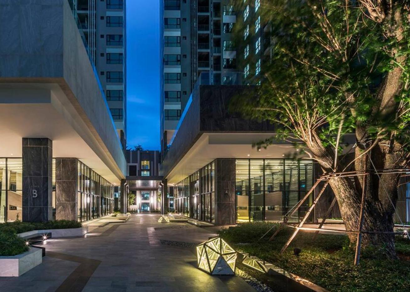 The Base Pattaya Exterior foto
