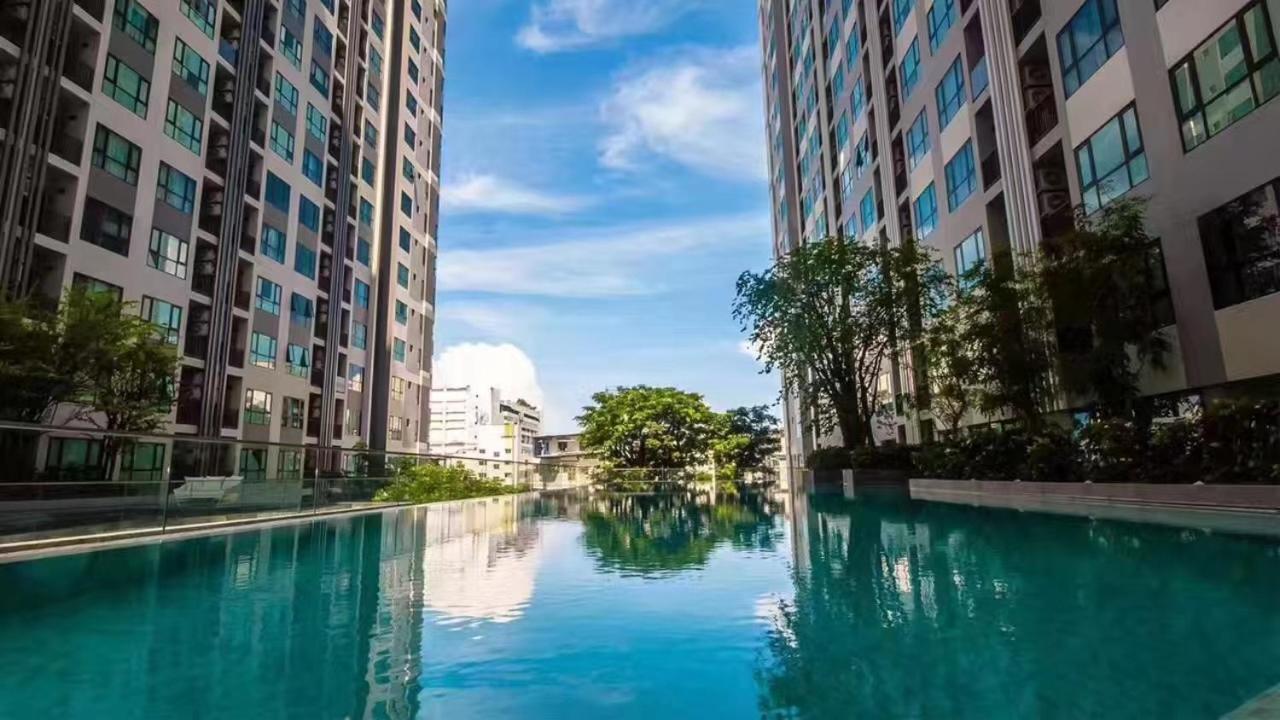 The Base Pattaya Exterior foto